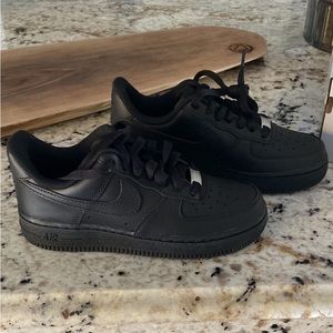Brand new black Nike Air Force 07 runner